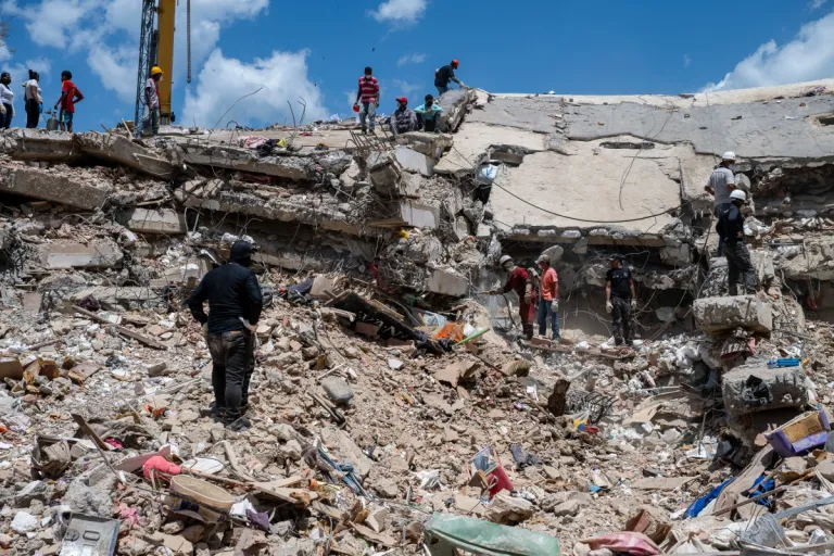 Mortos na Venezuela chegam a 3.811; país pede ouro a Rei Charles III mortos-na-venezuela-chegam-a-3.811;-pais-pede-ouro-a-rei-charles-iii